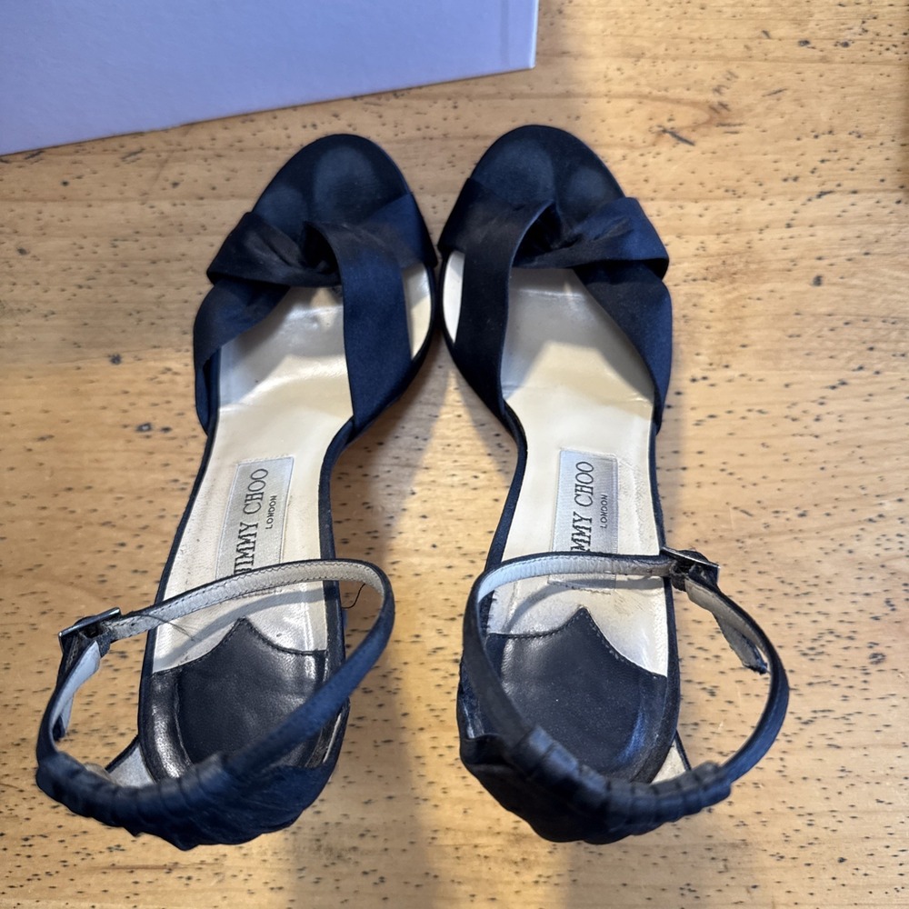 Jimmy Choo Black Satin Macy Shoe 39 Timeless, Classy - Picture 2 of 6